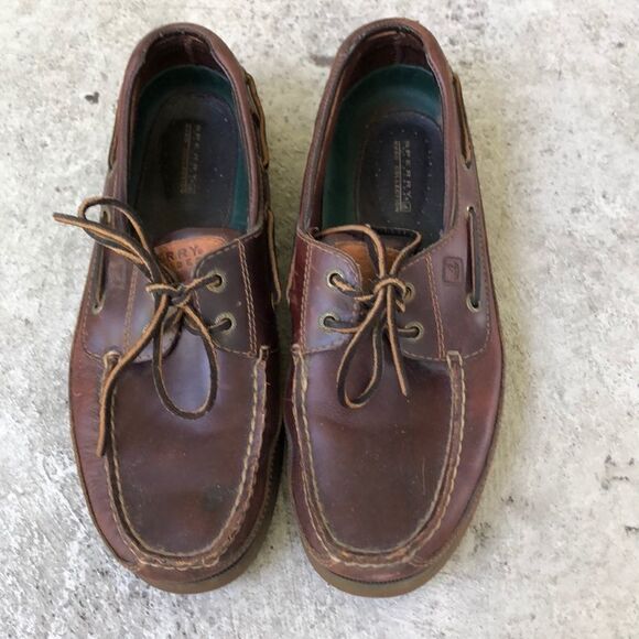 Sperry Dock Siders - Picture 1 of 8